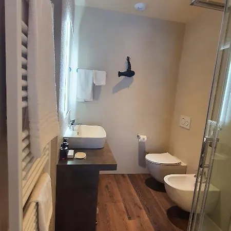 Guest house Orizzonti Vigneti Repetto 3*