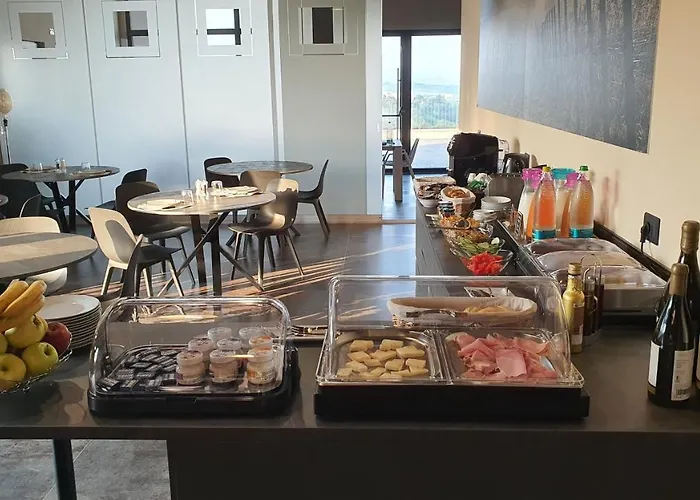 Orizzonti Vigneti Repetto Πανσιόν