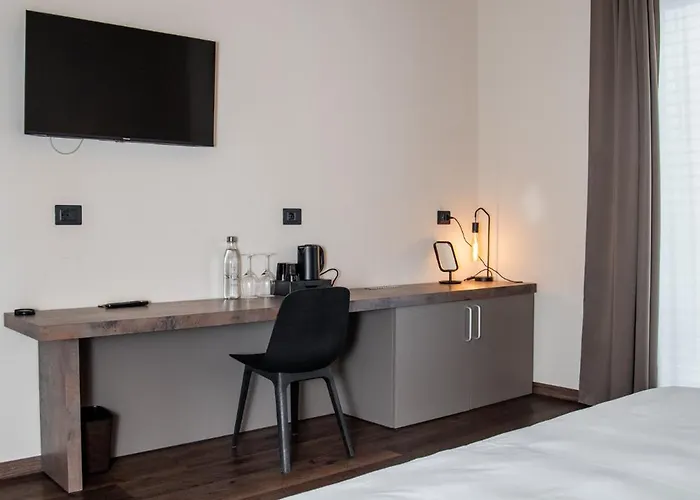 Orizzonti Vigneti Repetto 3* Sarezzano